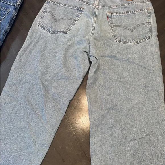 Levi's 38x30 - Picture 3 of 4